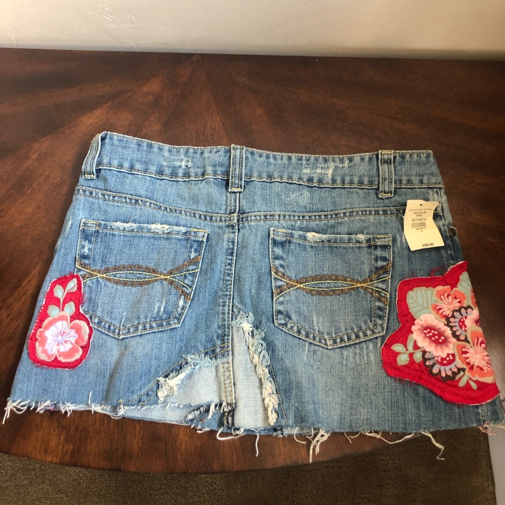 Abercrombie denim skirt SZ 2